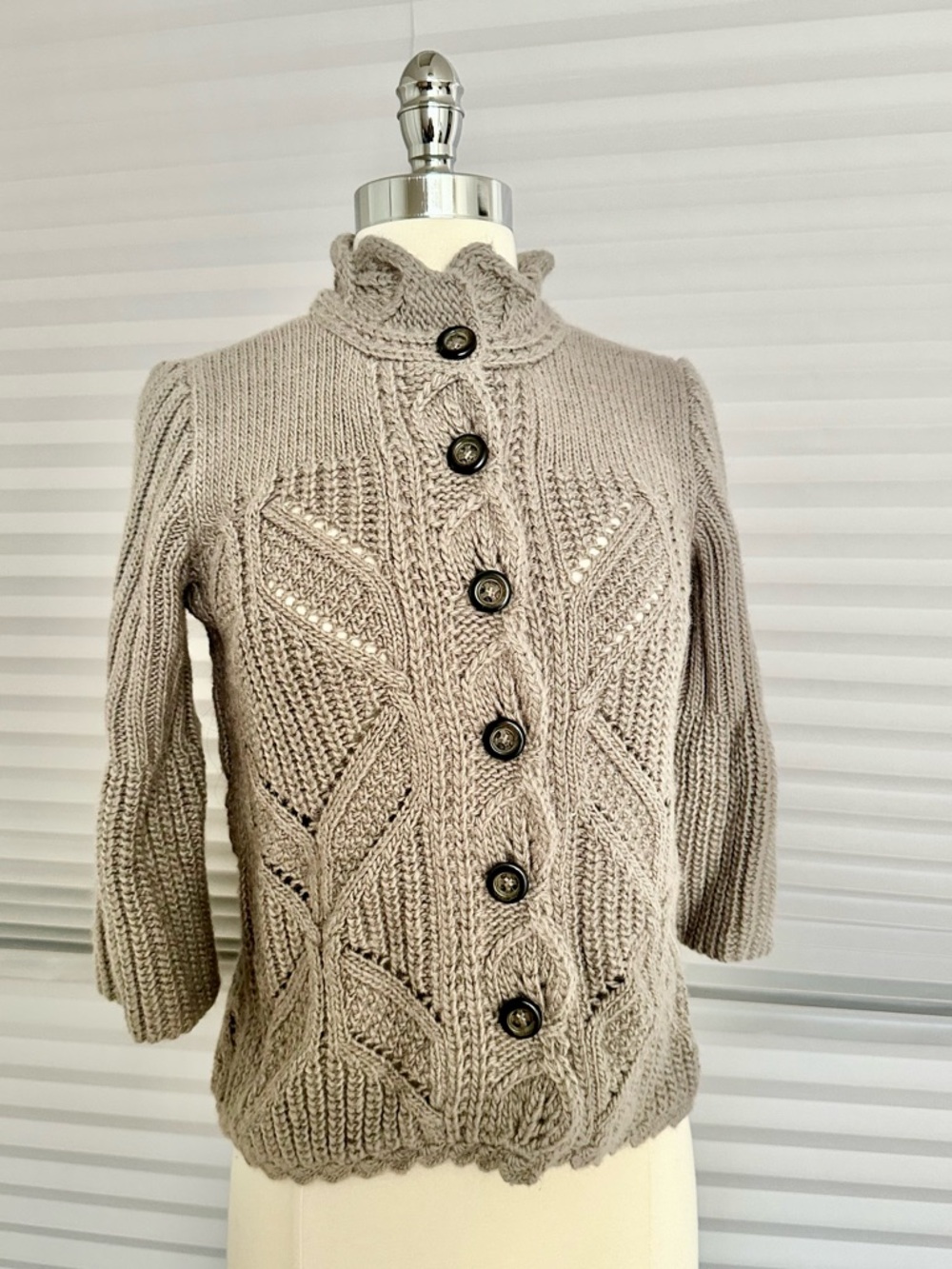 Sundance Neutral Gray Ruffle-Neck Cable Knit Cardigan